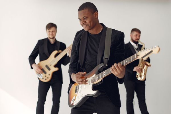 Découvrez notre guide expert pour les guitaristes passionnés